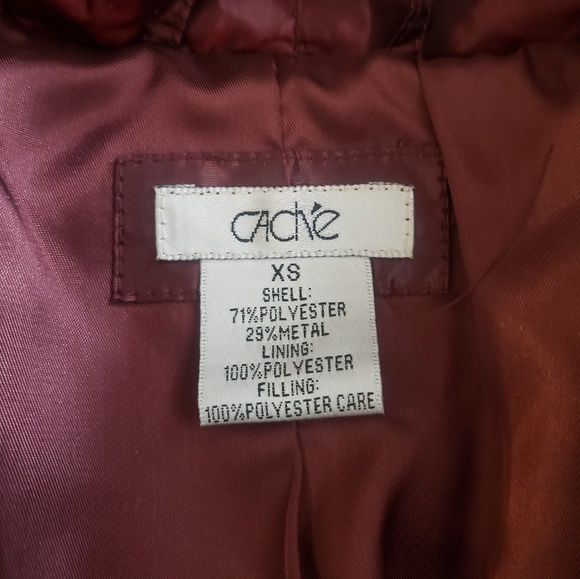 Cache Light weight Jacket - Picture 4 of 8